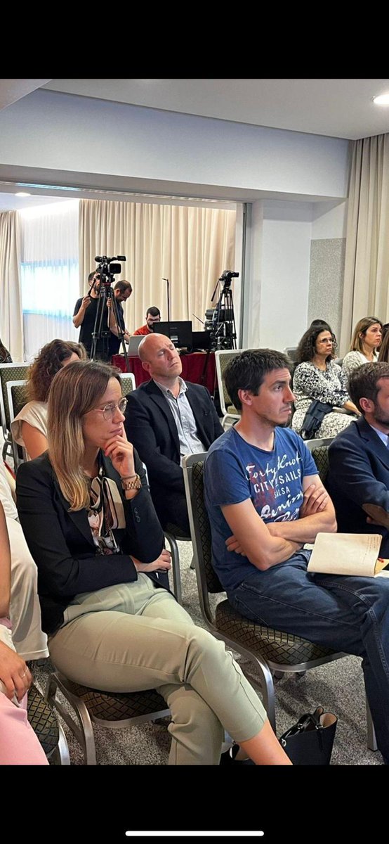 A <a href="/apfarmresidente/">Associação Portuguesa de Farmacêuticos Residentes</a> esteve na reunião promovida pela #ordemdosfarmaceuticos em Ponta Delgada, representada por Nuno Ferreira, membro da comissão instaladora