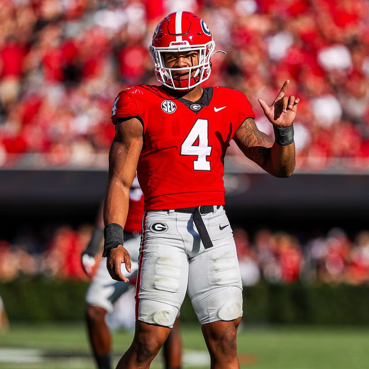 Jake Kreul 5⭐️ EDGE (@jk_de_snake_34) on Twitter photo AGTG, I am blessed to receive an Offer from <a href="/GeorgiaFootball/">Georgia Football</a>
Thank you <a href="/CoachDiribe96/">Chidera Uzo-Diribe</a> & <a href="/KirbySmartUGA/">Coach Kirby Smart</a>
Go Dawgs!!!
<a href="/ErikRichardsUSA/">Erik Richards</a> <a href="/Andrew_Ivins/">Andrew Ivins</a> <a href="/adamgorney/">Adam Gorney</a> <a href="/MohrRecruiting/">Brian Mohr</a> <a href="/TheUCReport/">Billy Tucker</a> <a href="/JonSantucci/">Jon Santucci</a> <a href="/larryblustein/">Blustein Recruiting</a> <a href="/trenchmenAC/">Aaron Tank Jones</a> <a href="/HornetFB_1MOORE/">BMC Football</a> <a href="/TrainDSP/">DeLaCruz Sport Performance</a> <a href="/Excelspeed12/">Lo Wood</a> AGTG, I am blessed to receive an Offer from <a href="/GeorgiaFootball/">Georgia Football</a>
Thank you <a href="/CoachDiribe96/">Chidera Uzo-Diribe</a> & <a href="/KirbySmartUGA/">Coach Kirby Smart</a>
Go Dawgs!!!
<a href="/ErikRichardsUSA/">Erik Richards</a> <a href="/Andrew_Ivins/">Andrew Ivins</a> <a href="/adamgorney/">Adam Gorney</a> <a href="/MohrRecruiting/">Brian Mohr</a> <a href="/TheUCReport/">Billy Tucker</a> <a href="/JonSantucci/">Jon Santucci</a> <a href="/larryblustein/">Blustein Recruiting</a> <a href="/trenchmenAC/">Aaron Tank Jones</a> <a href="/HornetFB_1MOORE/">BMC Football</a> <a href="/TrainDSP/">DeLaCruz Sport Performance</a> <a href="/Excelspeed12/">Lo Wood</a>