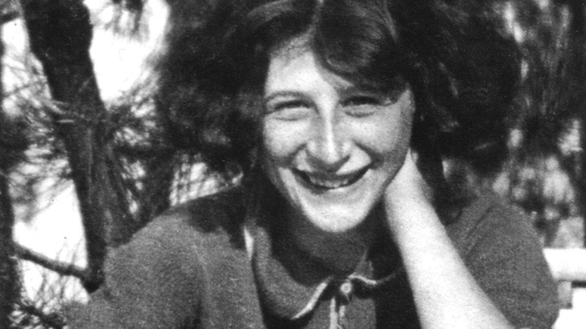 niklasgv's tweet photo. "Amar la Verdad significa soportar el vacío." (Simone Weil) https://t.co/OPUAJzJzEg
