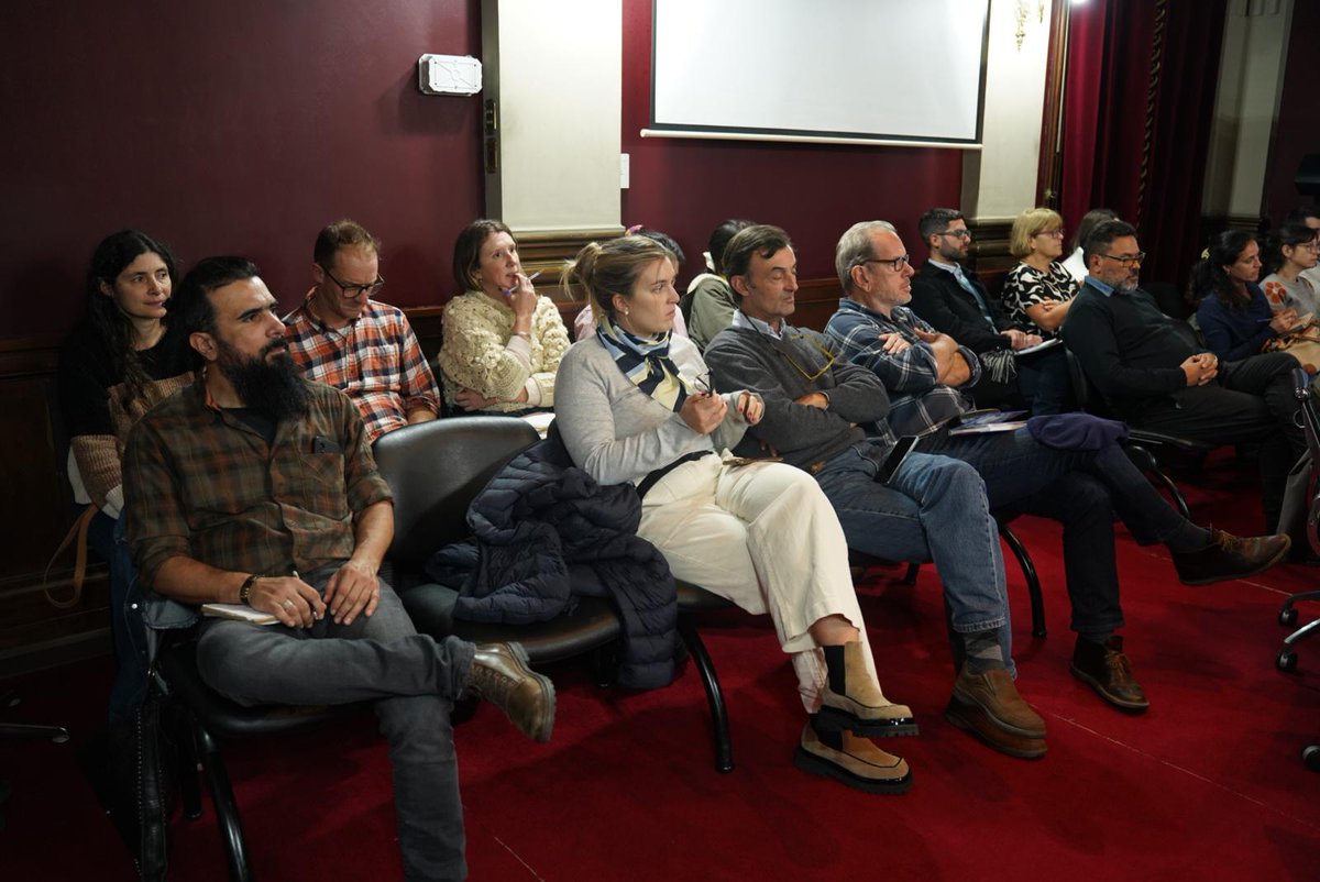 Universidad de la República tweet media