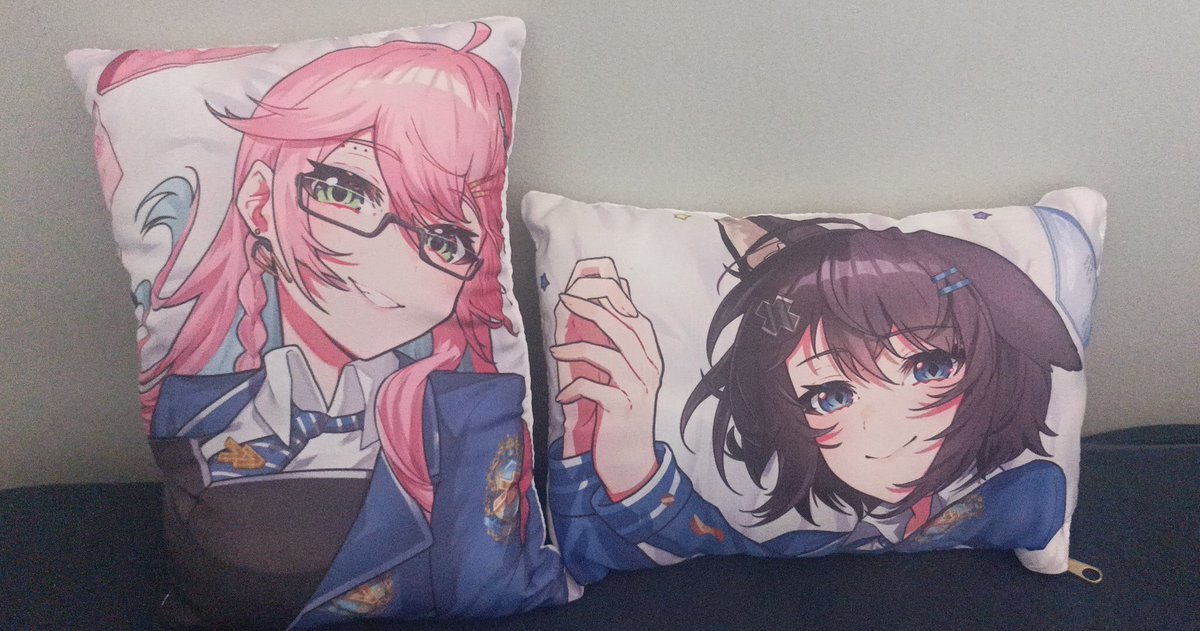 SPesk22's tweet photo. Mais um item pra coleção da @Eeirisz e começando a coleção da @EvelineTeach ♥️♥️♥️

E pra variar participando de mais um evento da @neobaka, que venham muitos outros https://t.co/s1s63vk2wD