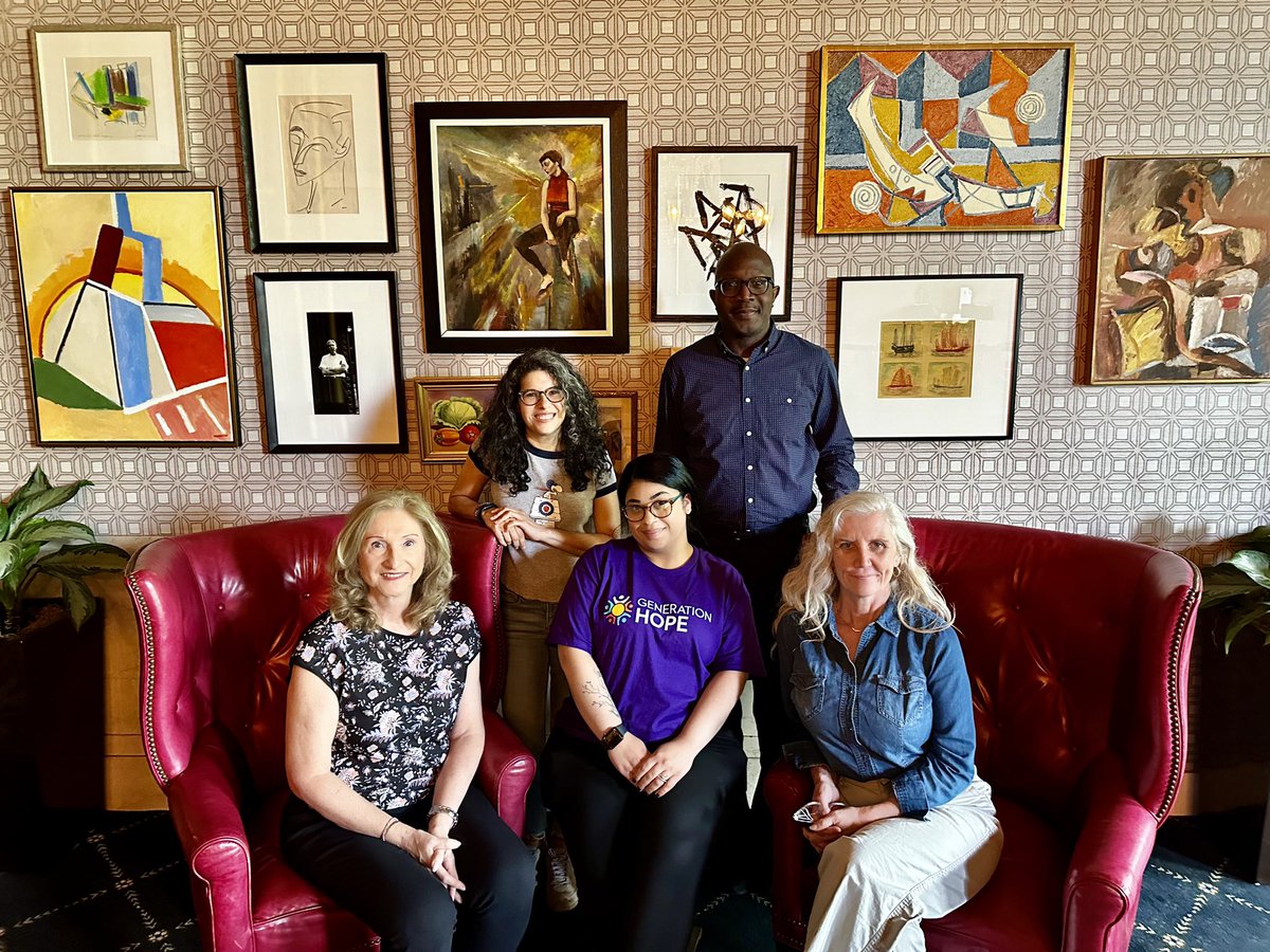 HudsonCCC's tweet photo. Generation Hope FamilyU Convening in Providence Rhode Island with our new Student Parent Fellow Shanice Acevedo. Also pictured Christine Peterson, Aycha Edwards, Dr. Alison Wakefield, and Dr. David Clark. @SupportGenHope @NJCommColleges @HudCoTweet @DrCReber @AchieveTheDream https://t.co/pWXH5X7Zfk