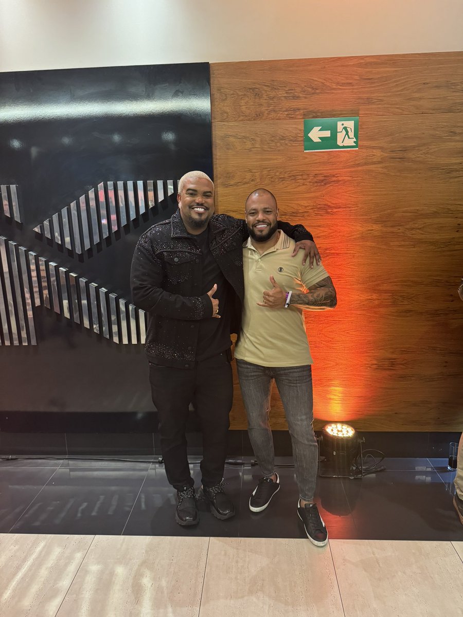 A arte transforma de verdade e nós somos testemunhas vivas disso🫶🏾
Gratidão <a href="/Afroaudiovisual/">AR Audiovisual</a> <a href="/AfroReggae/">AfroReggae</a> 🖤
Pré lançamento da série OJOGO QUE MUDOU A HISTÓRIA #ojogoquemudouahistoria