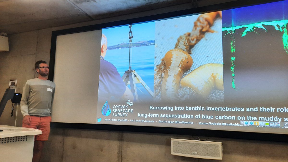 Lara Pinheiro PhD (@_laree) on Twitter photo Today we were down at Penryn presenting a bit of our work at #ExeterMarineShowcase. So nice to see the diverse marine research within <a href="/UofE_Research/">Research at Exeter</a>! @ExeterMarine Today we were down at Penryn presenting a bit of our work at #ExeterMarineShowcase. So nice to see the diverse marine research within <a href="/UofE_Research/">Research at Exeter</a>! @ExeterMarine
