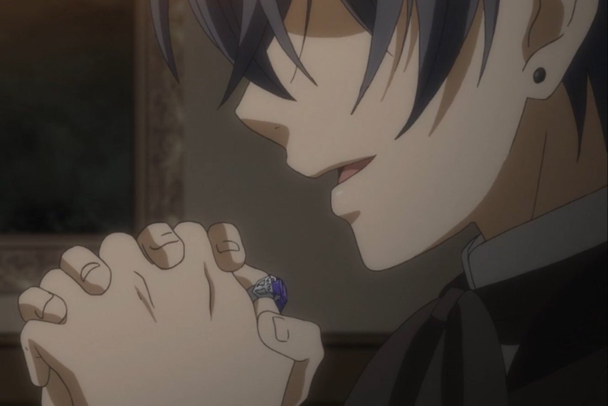 “ ทำเอาผมอดคิดไม่ได้เลยนะครับศาสตราจารย์ ว่าคุณหมายถึงผมที่ตอนนี้เป็นเพียงนักเรียนธรรมดา ๆ อยู่หรือเปล่า ? ”

“ หรือคุณหมายถึง ความดำมืดที่คอยชะล้างสิ่งไม่พึงประสงค์ของราชวงศ์ กันล่ะ ? ”