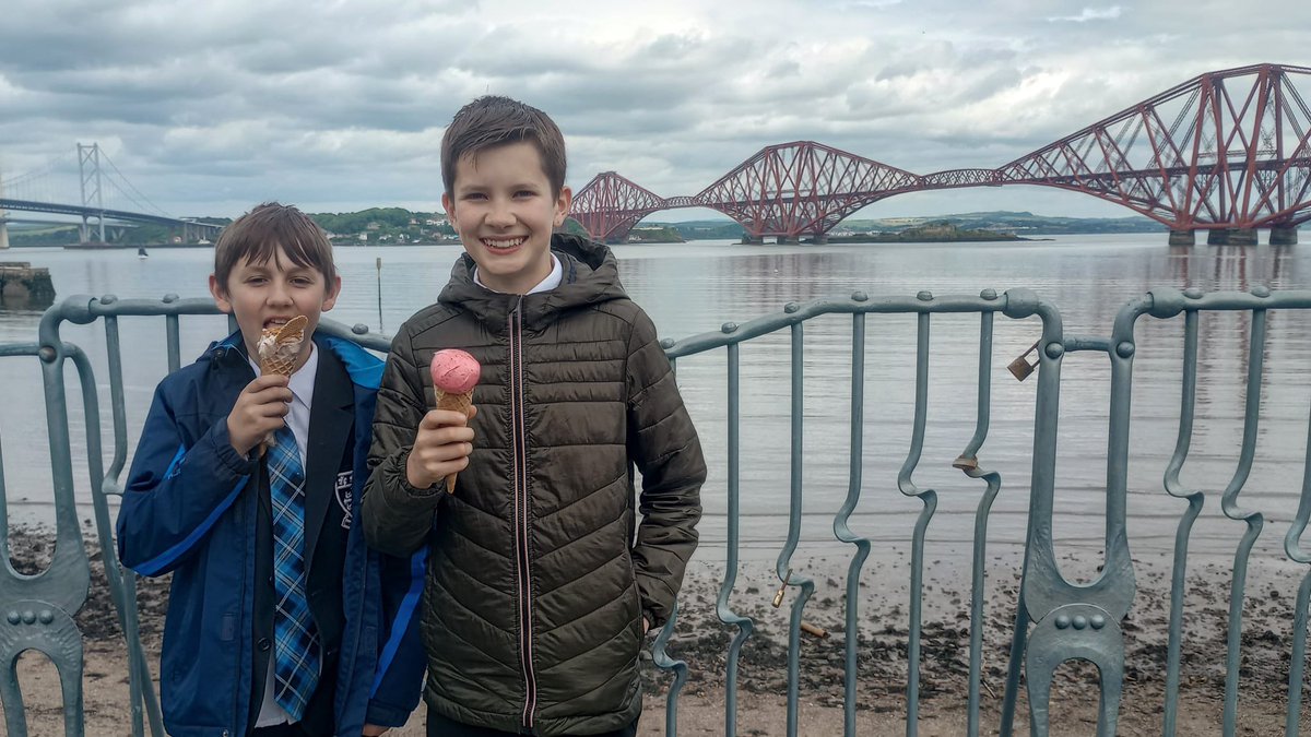 QHS Modern Languages tweet media