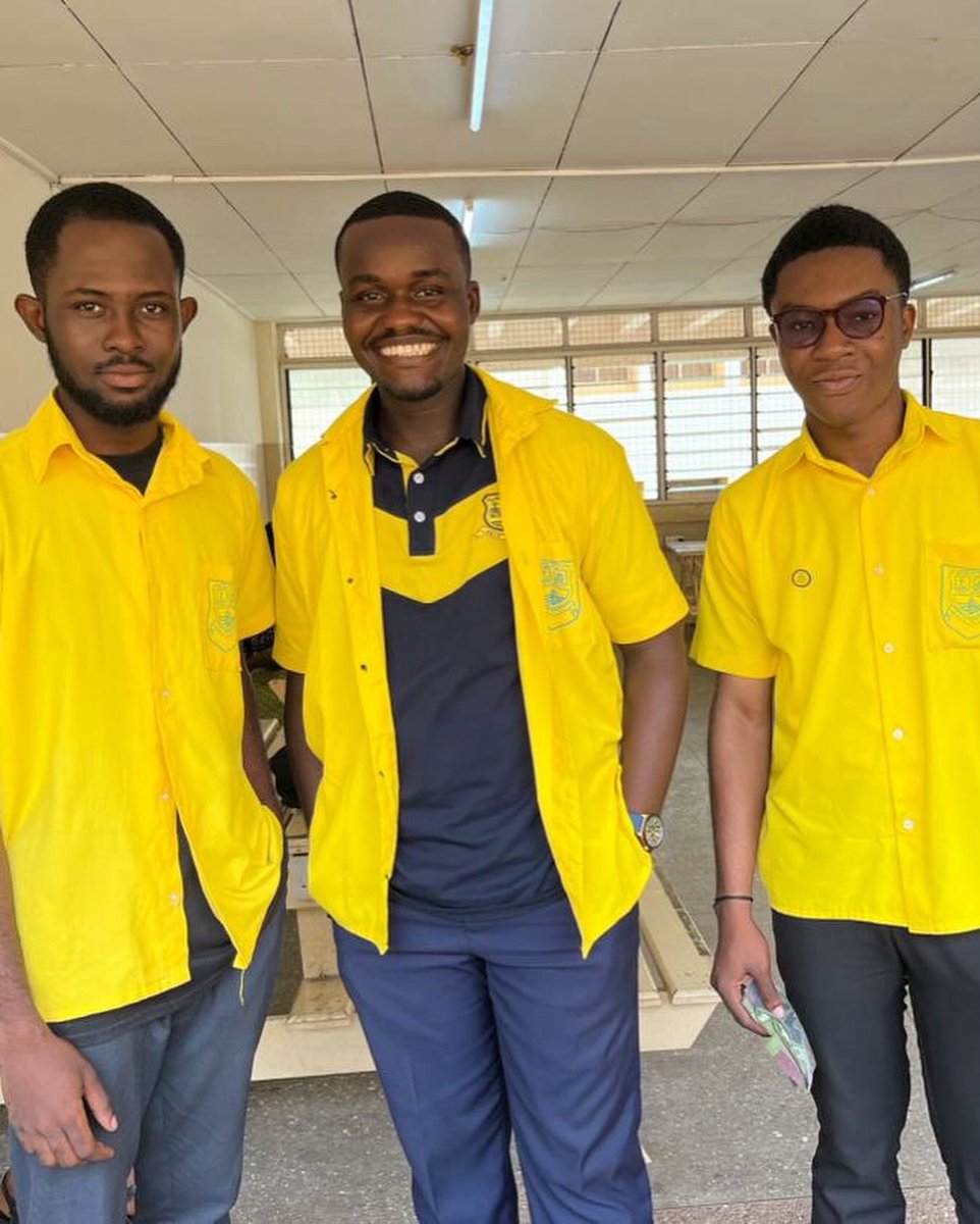 MecsaKnust's tweet photo. π What a beautiful day! π
Students proudly wore uniformsπ representing their alma maters, filling our campus with nostalgia and unity. Here's to celebrating our roots and bright futures! ππ
Be
#AlmaMaterPride #knust #Memories #repyoursch https://t.co/6yOzYfyw5w