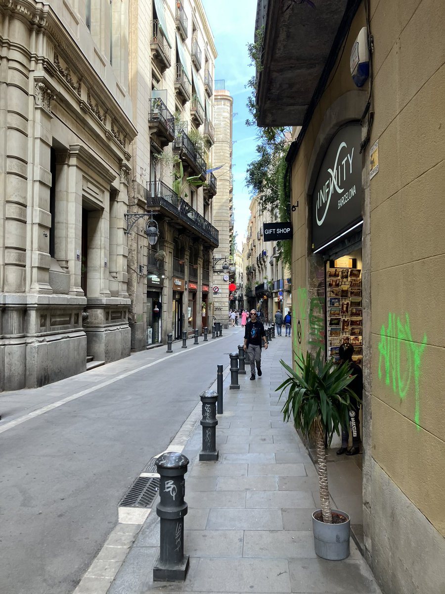 apeart1's tweet image. Missing Barcelona #barcelonavacation #barcelonaspain #spain #spainvacation #eurotrip