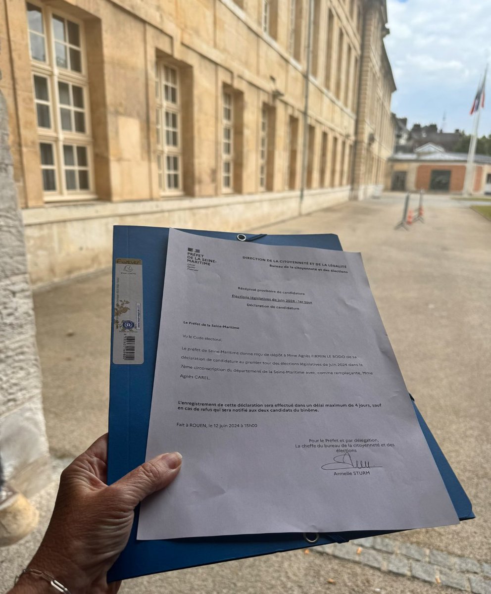 HorizonsLeHavre's tweet photo. Félicitations à @agnesfirmin pour son investiture @HorizonsLeParti en vue des élections des 30 juin et 7 juillet ! 

Cette campagne revêt un enjeu capital et notre députée sortante promet de conduire une campagne de terrain à vos côtés, comme elle l'a fait depuis 7 ans 💪🏽 https://t.co/eQJuX2sdAA
