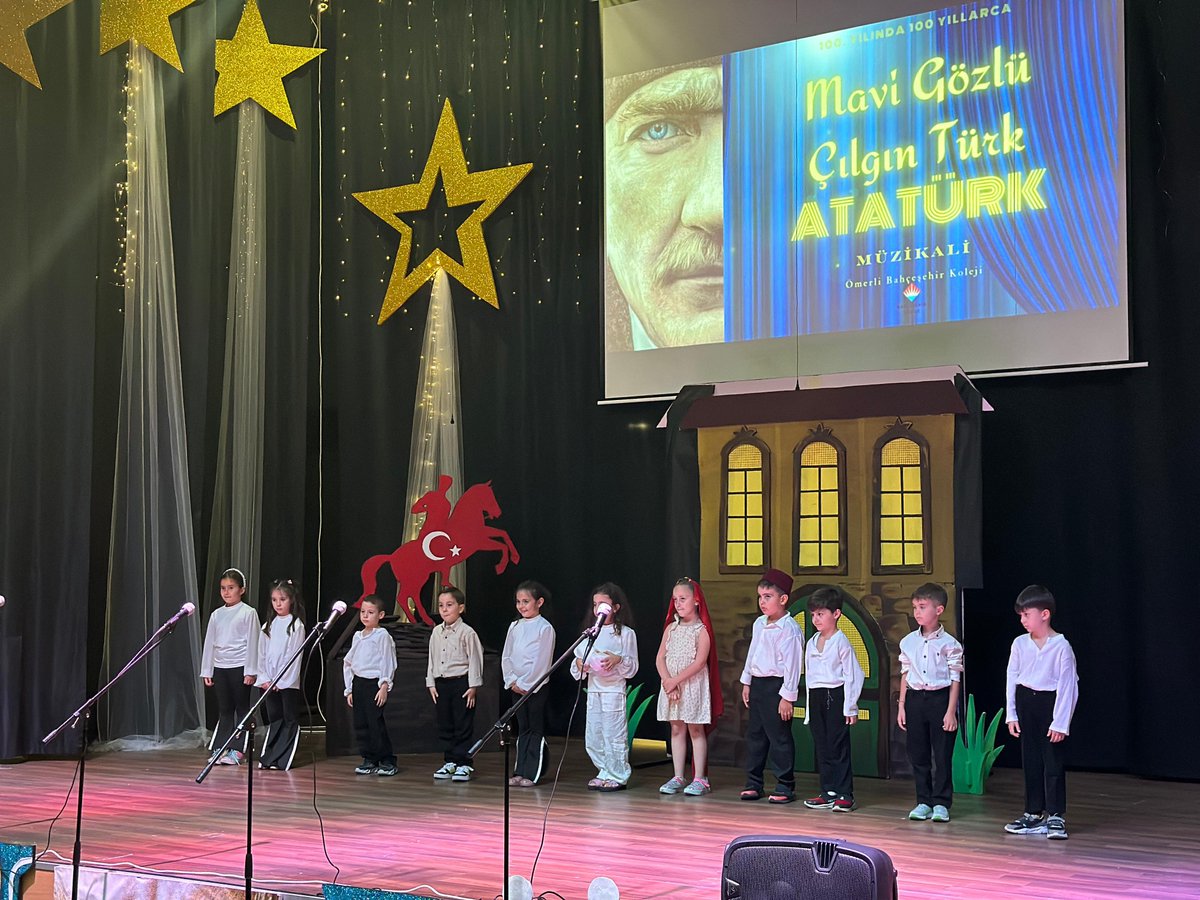 mturanoznacar's tweet photo. Bahçeşehir Koleji Ömerli Kampüsü İlkokul 🏫 öğrencilerimizin hazırladıkları “Mavi Gözlü Çılgın Türk, Atatürk “ müzikalini izledik.
Teşekkürler Atatürk Çocukları 🇹🇷
#sırasende 
#bahçeşehirkoleji https://t.co/102f9XjWyC