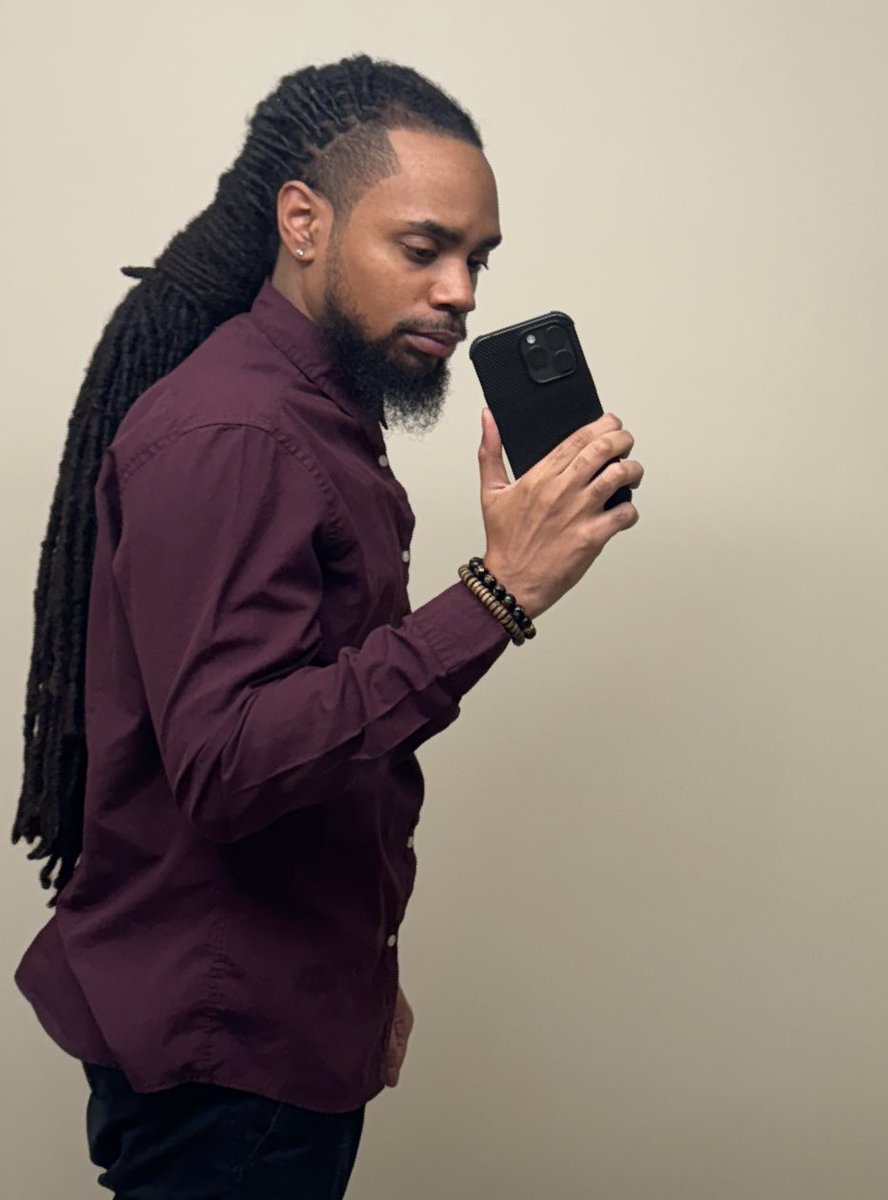 kennykingleo's tweet image. Just wanted yall to see my hair 🤧😅