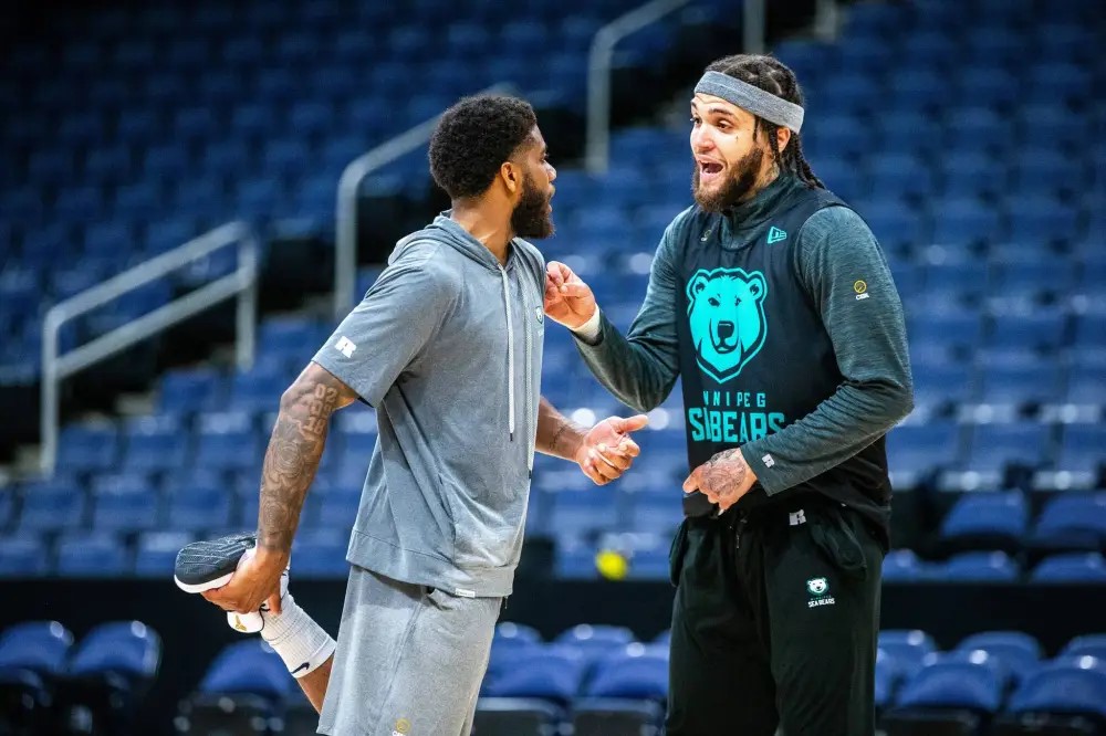 nlsetv's tweet image. Quite the bombshell in the @CEBLeague ! Last season's leading scorer joining forces with this year's leading score? Follow the link below for the full story on the @wpgseabears major in-season acquisition:

nlse.com/article/516ebf…

#CEBL #PullUp #ScoringMachines #StarBackcourt