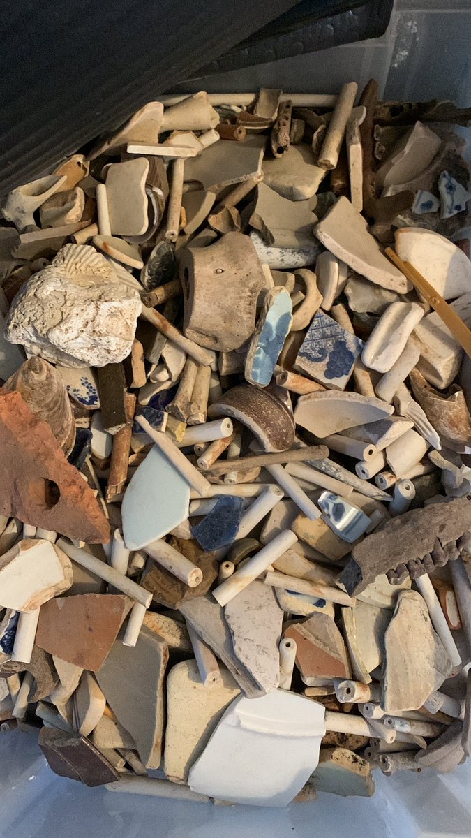 MrOsborneHist's tweet photo. @MsQuinnHistory @christinesamps Would you like some more? This is just a part of my mudlarking collection https://t.co/hn3pQZsFqb