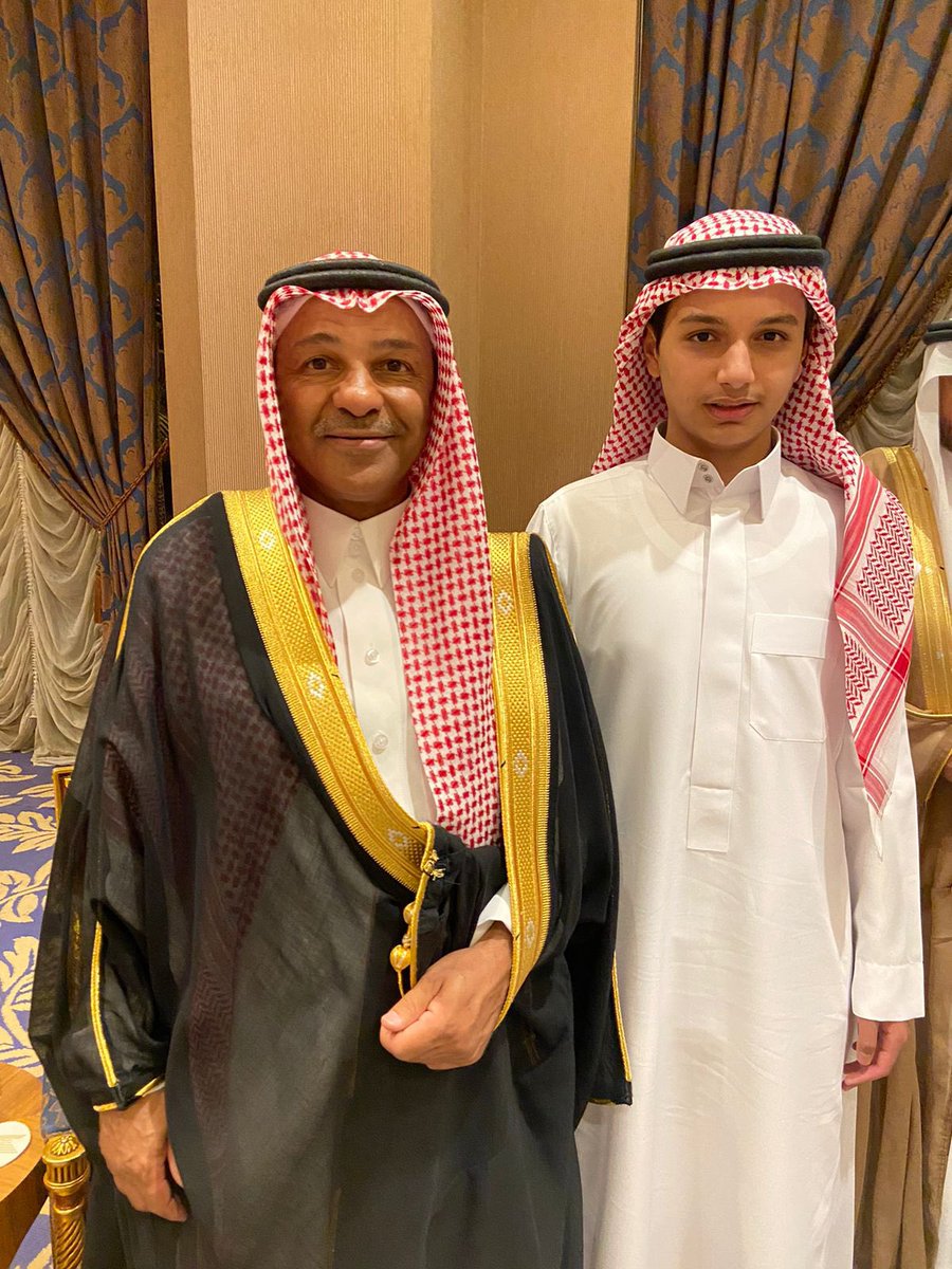 almejrad's tweet photo. الحفيد الغالي :
تركي علي الداوود
هذا المساء مع النجم :
يوسف الثنيان
بمناسبة زواج كريمته الى الشاب :
راكان عبدالعزيز عبدالرزاق السيف https://t.co/r06egfbMKA