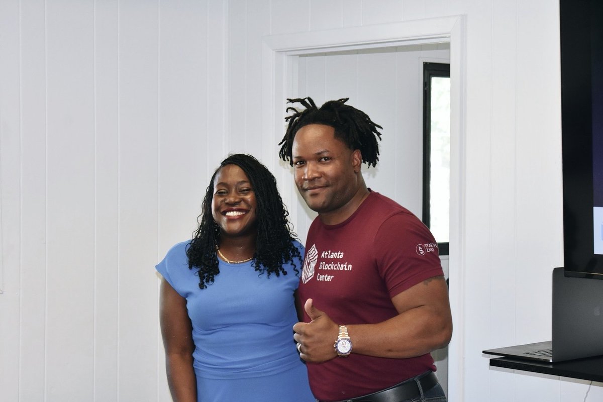 AtlantaChain's tweet image. Last night we hosted an amazing Pitchfest at @AtlantaChain where 100+ people were in attendance to see pitches from 11 web3 startups. #ATLTechWeek

The winner @instarailspay received a $25K investment from @MarlonWilliams. In 2nd was @vnglestories and 3rd was @nursebloc.

Special…