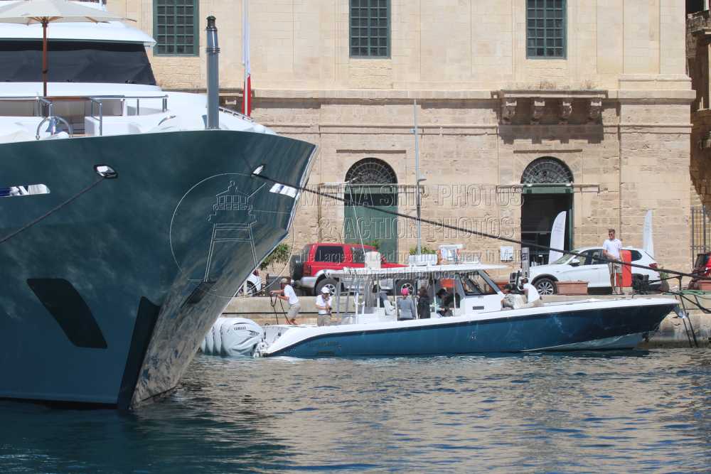 Shipguru's tweet photo. #Italianbuilt #yacht #EILEEN #evergladestender #entering #dockyardcreek for #GrandHarbourMarina at #Malta - 31.05.2024 - https://t.co/nfgboxc3g3 - NO PHOTOS can be used or manipulated without our permission https://t.co/apSdqUiXot