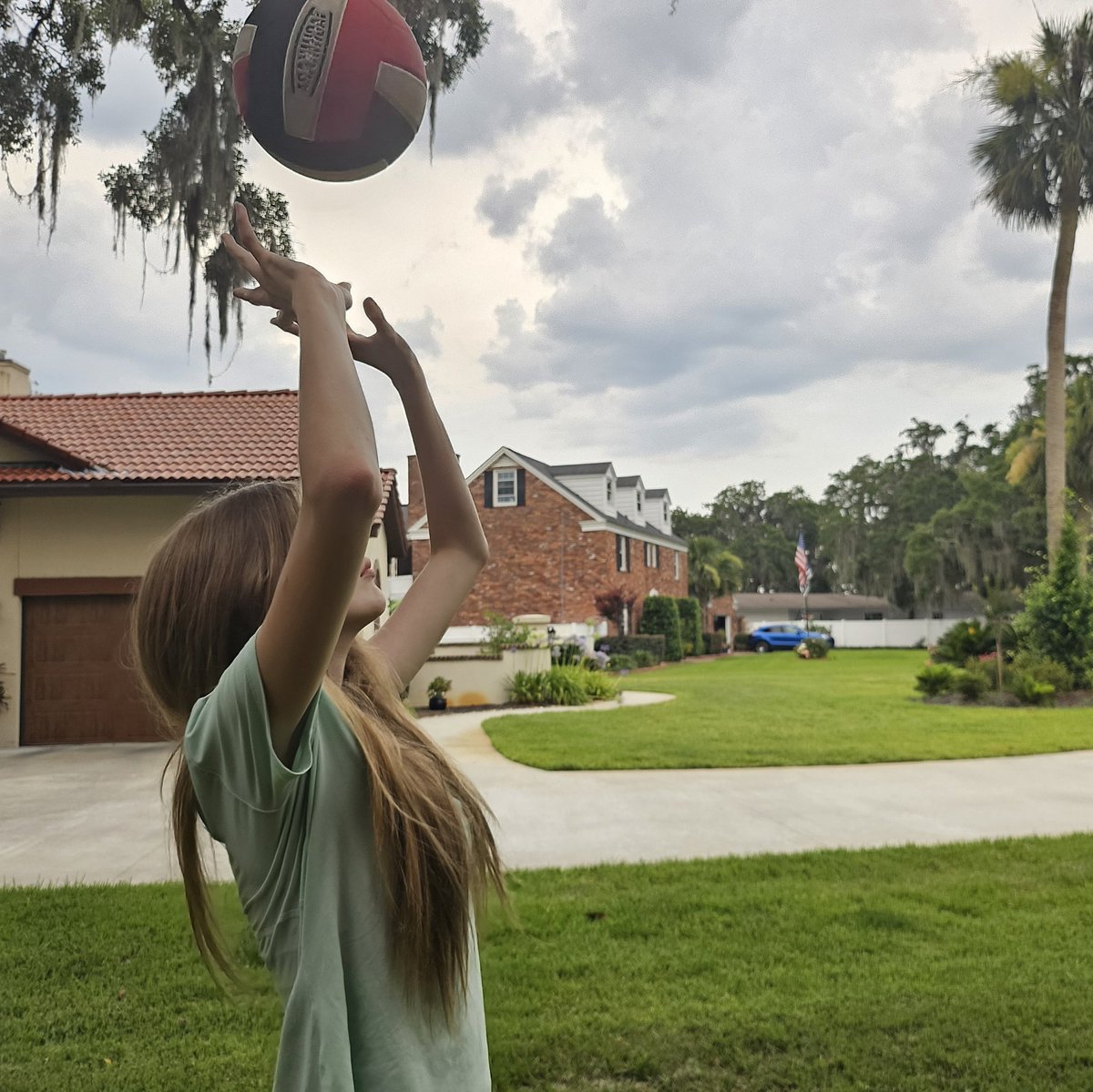 ameliamiles_vb's tweet photo. Hello! My name is Amelia Miles. I'm 14 years old and I'm a rising freshman at Brunswick High School. I play volleyball for the Brunswick High School Lady Pirates. I can't wait to start playing highschool volleyball and continue to learn and grow in my sport. 💙💛🏐🫶 https://t.co/K05eQ1fvwe