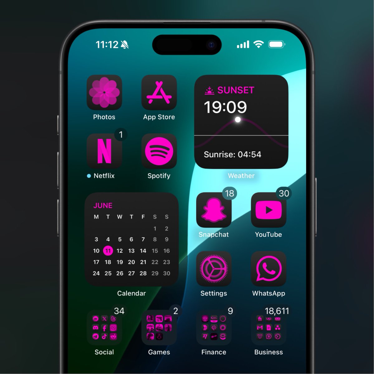 iHateApplee's tweet image. iOS 18 is ugly.