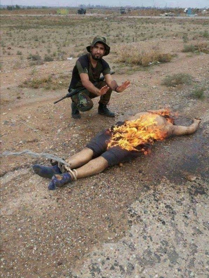 hashemuf1's tweet photo. كي لا ننسى

من جرائم المليشيات الشيعية ضد أهل السنة في العراق والشام https://t.co/Tvb299io1h