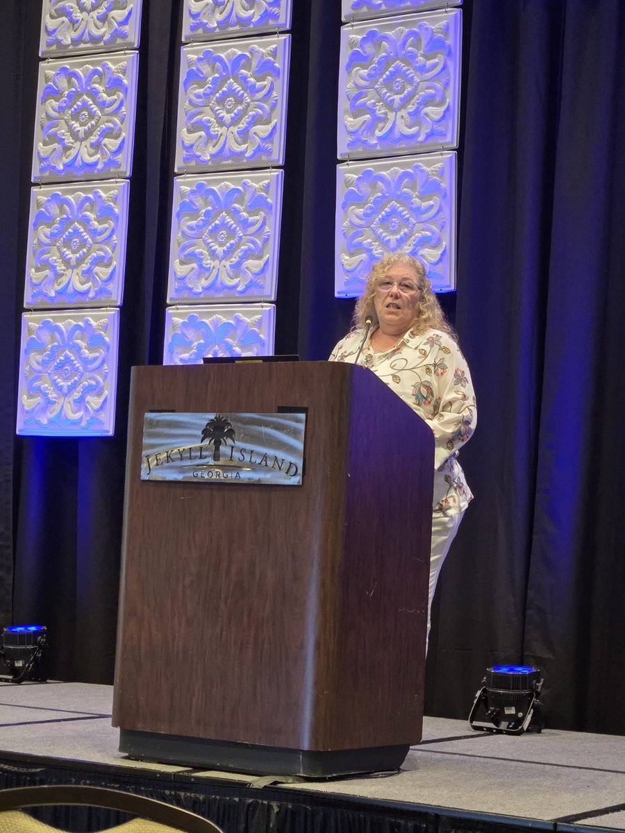 L Meadows tweet media