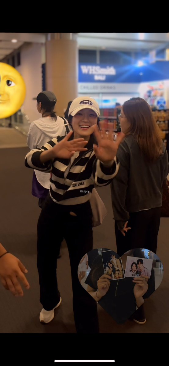 mylovepcy3's tweet photo. Her beauty is matched by her kindness🥹💗 safe flight eonni✈️ #kimhyeyoon #LovelyRunner https://t.co/kUeE2wzxPk