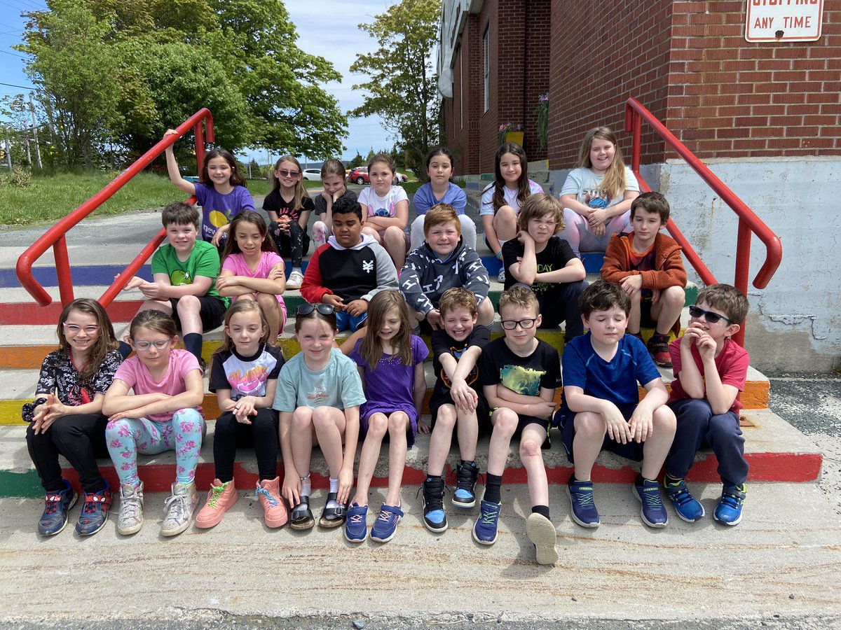 Ms. Renée Nolan tweet media