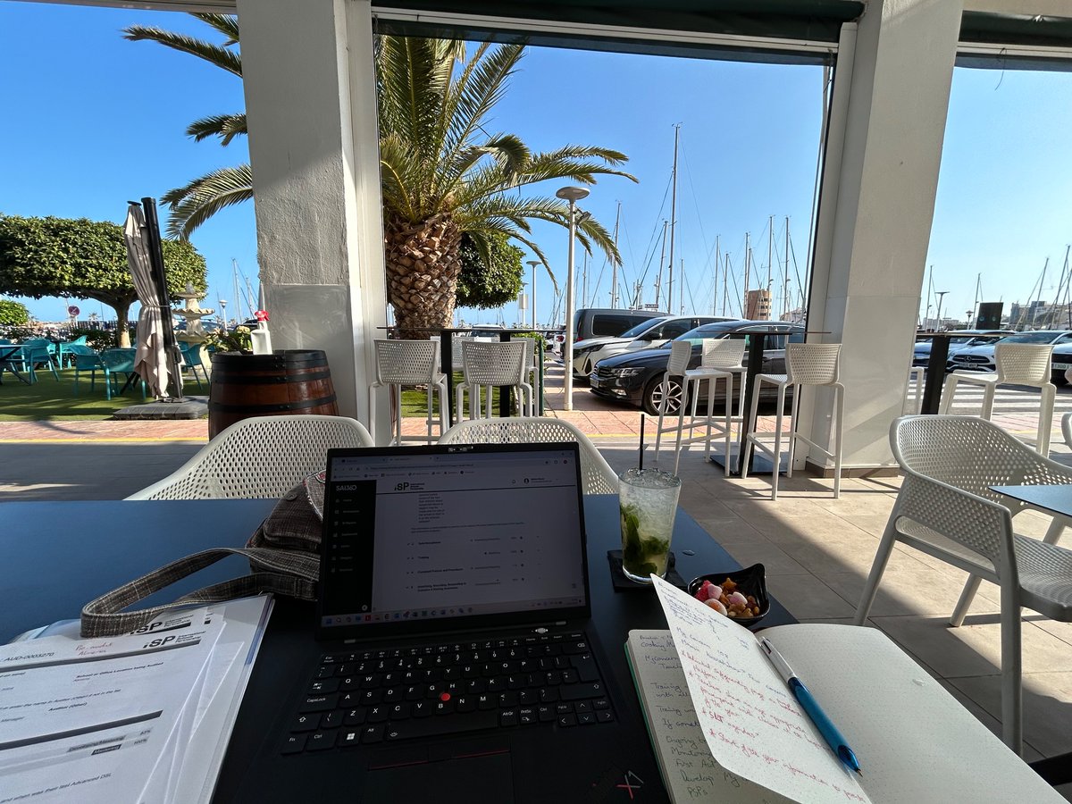 My office this afternoon. Not bad!!