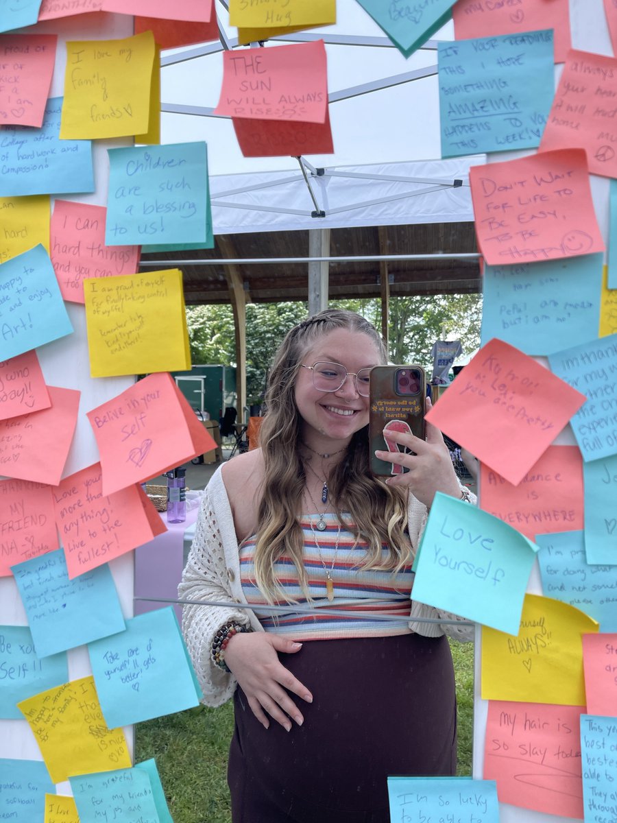 freakinlex tweet media