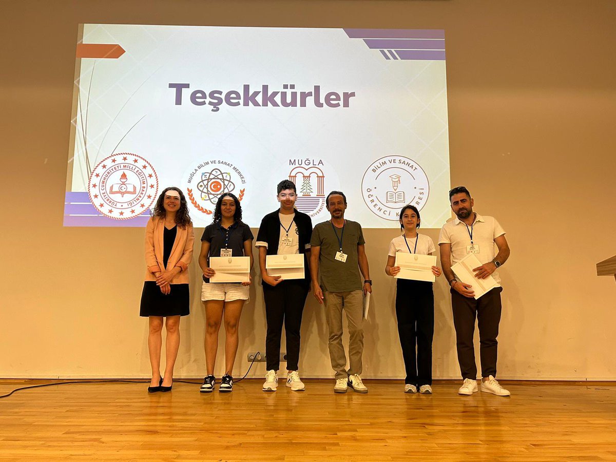 BilsemBodrum's tweet photo. ÖRGM himayesinde düzenlenen Ulusal Bilim ve Sanat Öğrenci Kongresi’nde öğrencilerimiz Mustafa Batuhan ASLAN ve Fatma Zümra KUVVET 2 bildiri yayınlayarak projelerini başarıyla sunmuşlardır. Öğrencilerimizi ve danışmanları Bilişim Teknoloji öğretmenimiz Süha AKKUŞ’u tebrik ederiz. https://t.co/VqJsGW14Y9