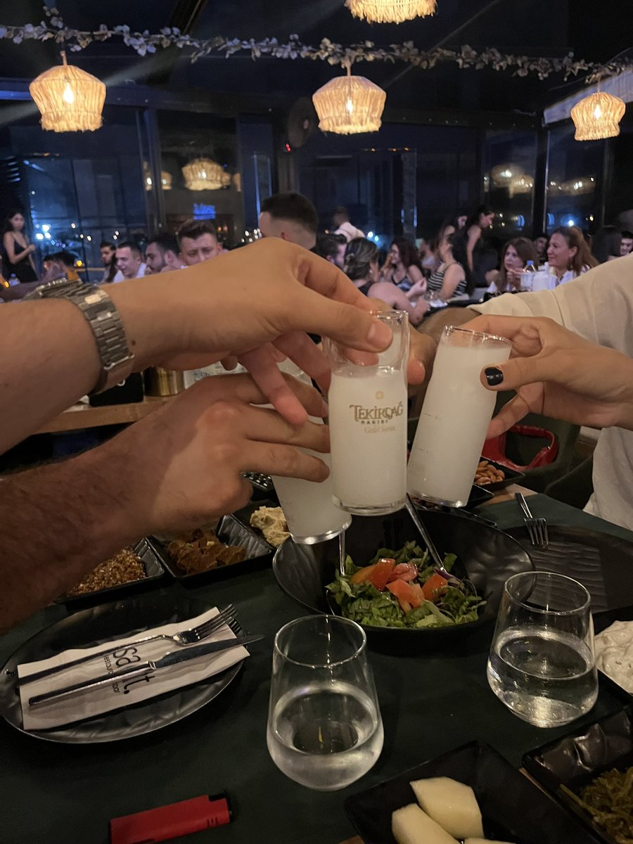 daha iyi bir yaşa 🥂