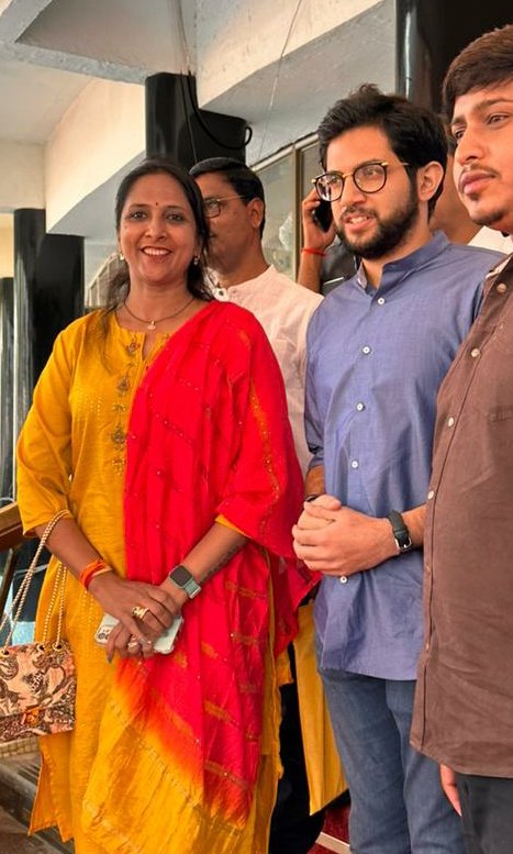 DevrajChhaya's tweet photo. देशातील एकमेव सुसंस्कृत चेहरा @AUThackeray ji आपणास वाढदिवसाच्या शिवमय शुभेच्छा 💐💐 https://t.co/PStuwrEWtr