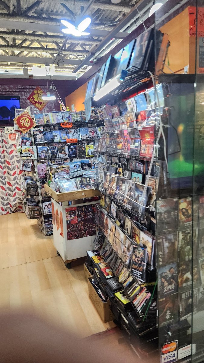 Justin Decloux tweet media