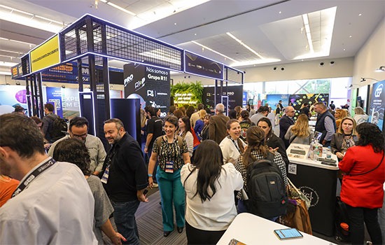 Feira EBS 2024 celebra mais de 8.000 reuniões nas rodadas de negócios
Fonte: Portal Radar

Leia a íntegra em abeoc.org.br/2024/06/feira-…

#feiraebs #evento #mice #vemserabeoc #abeoc47anos #abeocbrasil

@feiraebs