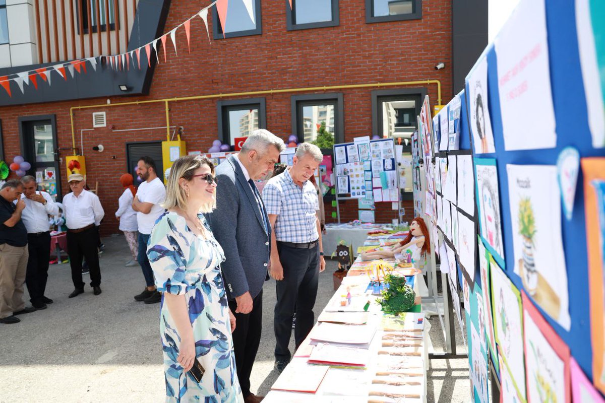 Dilimizin zenginlikleri projesi kapsamında sergimiz, çocuklarımızın kitap tanıtımları ve ront gosterimiz.Emegi geçen idareci,ögretmen,öğrenci ve velilerimize teşekkür ederiz..<a href="/DGenc55/">D. Genç</a> <a href="/irfanyetik55/">Mehmet İrfan YETİK</a> <a href="/ismailkrdb/">ismail KİRENDİBİ🇹🇷</a> <a href="/MemAtakum/">Atakum İlçe Milli Eğitim Müdürlüğü</a> <a href="/samsunmem/">Samsun İl Milli Eğitim Müdürlüğü</a>