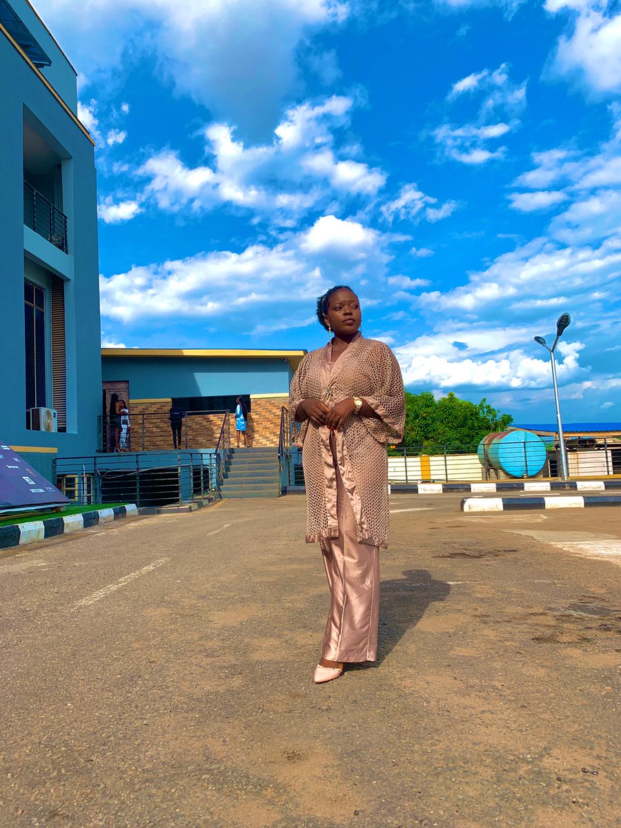 MopelolaLove1's tweet photo. Earlier today,
  I was at the training for civic actors and social influencers on using audit data to demand accountability at substantial level in Nigeria organized by PARADIGM LEADERSHIP SUPPORT INITIATIVE.

I MADE THE DRESS😉😉😍 https://t.co/s7jmTfOgbS