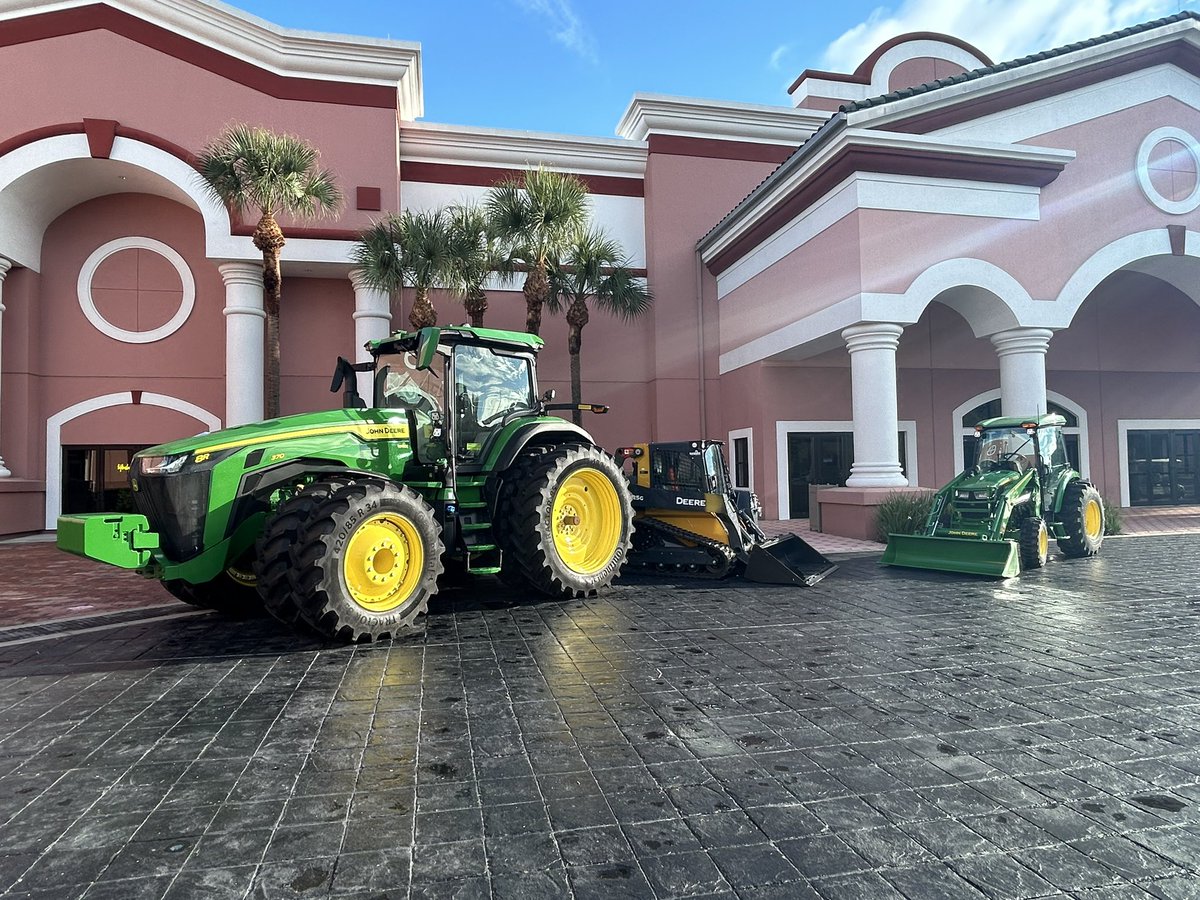 FGCSA's tweet photo. Great time attending the @floridaffa state convention and expo. We look forward to supporting this organization in the future to help find our future leaders. @GCSAA_Florida @NationalFFA @GCSAA #nextgeneration https://t.co/XGsdKPpAx6