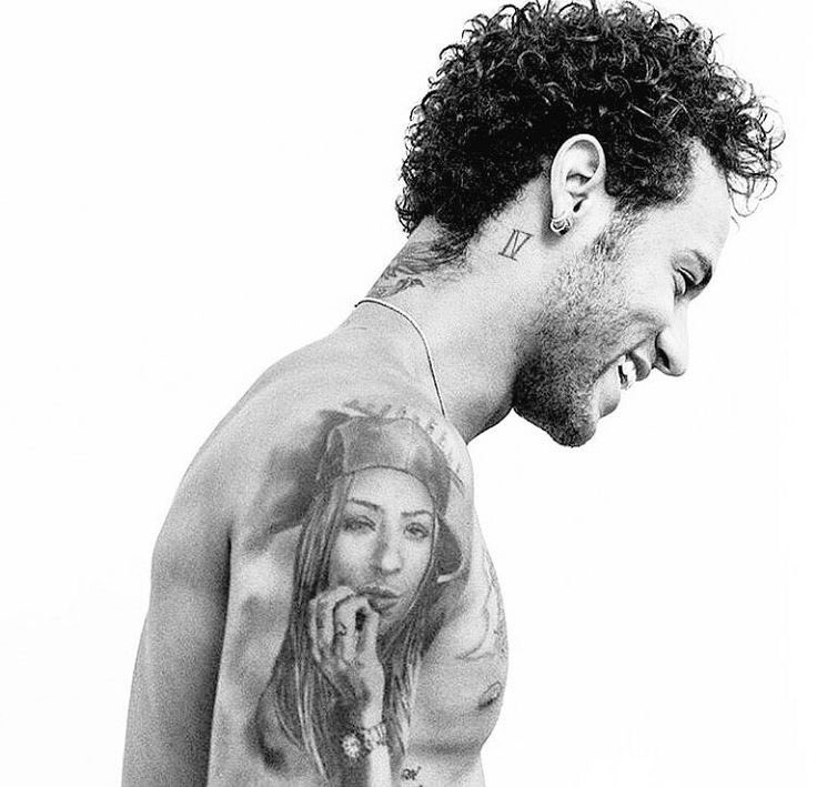 He has proven again that he is the most handsome football player in the world