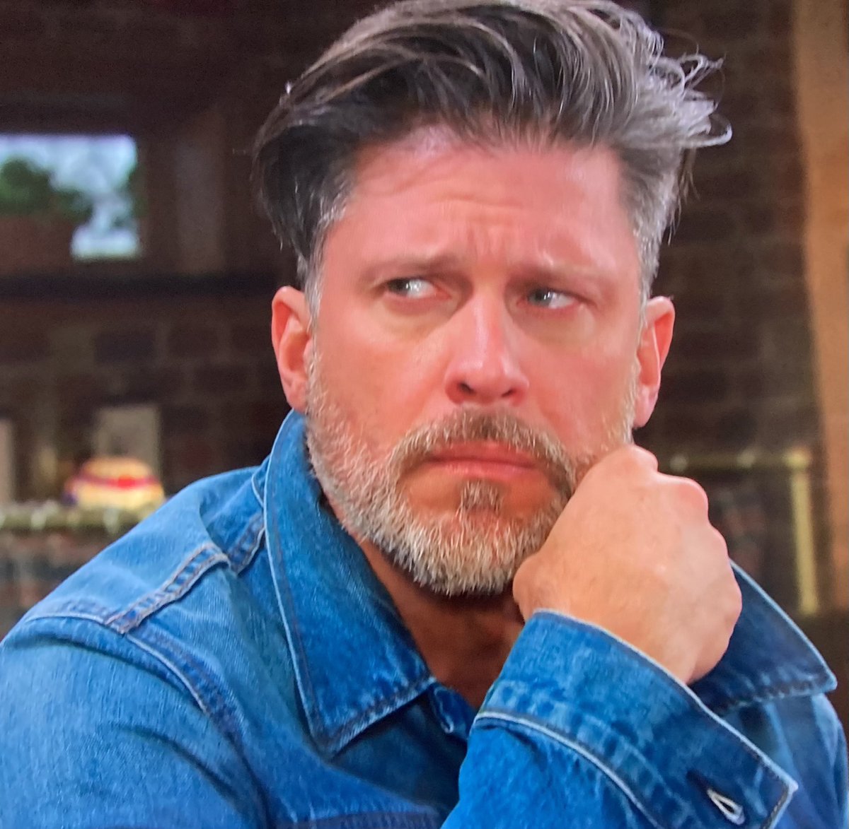 EjoleDiMerafan's tweet photo. @RobDon213LA @peacock Life with the MOROSE LITTLE CRYBABY MISERABLE RETARD ERIC VS LIFE WITHOUT THE MOROSE LITTLE CRYBABY MISERABLE RETARD ERIC.....BOTTOMS UP SLOAN! YOU ESCAPED A LIFE OF MISERY! #salute #centanni #DAYS STILL SUCKS! https://t.co/EEf9mBQlQM
