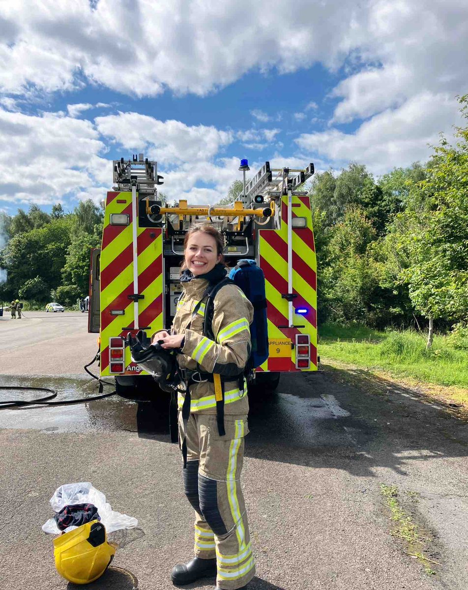 South Wales Fire and Rescue Service tweet media