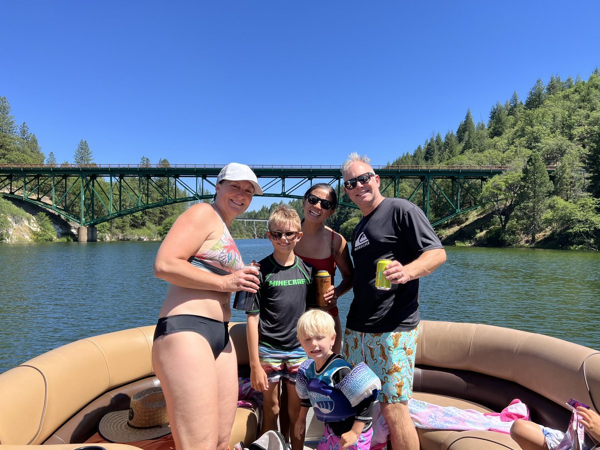 Jonathan Eagan tweet media