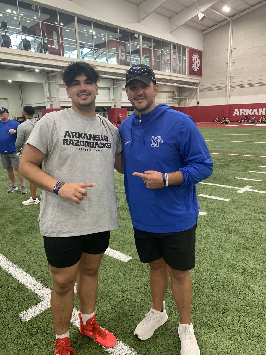 austin_hoane22's tweet photo. After a great talk with @Coach__Myers  I am extremely thankful to receive an 🅾️ffer to the University of Memphis ‼️ #ALLIN🐅 @Quice_ @Michael_Hoane59 @CoachVann35 @CoachHennigan @CSmithScout  @CoachHarding55 @MohrRecruiting @GregSmithRivals @ChadSimmons_ _ https://t.co/TSnKQqwUQd