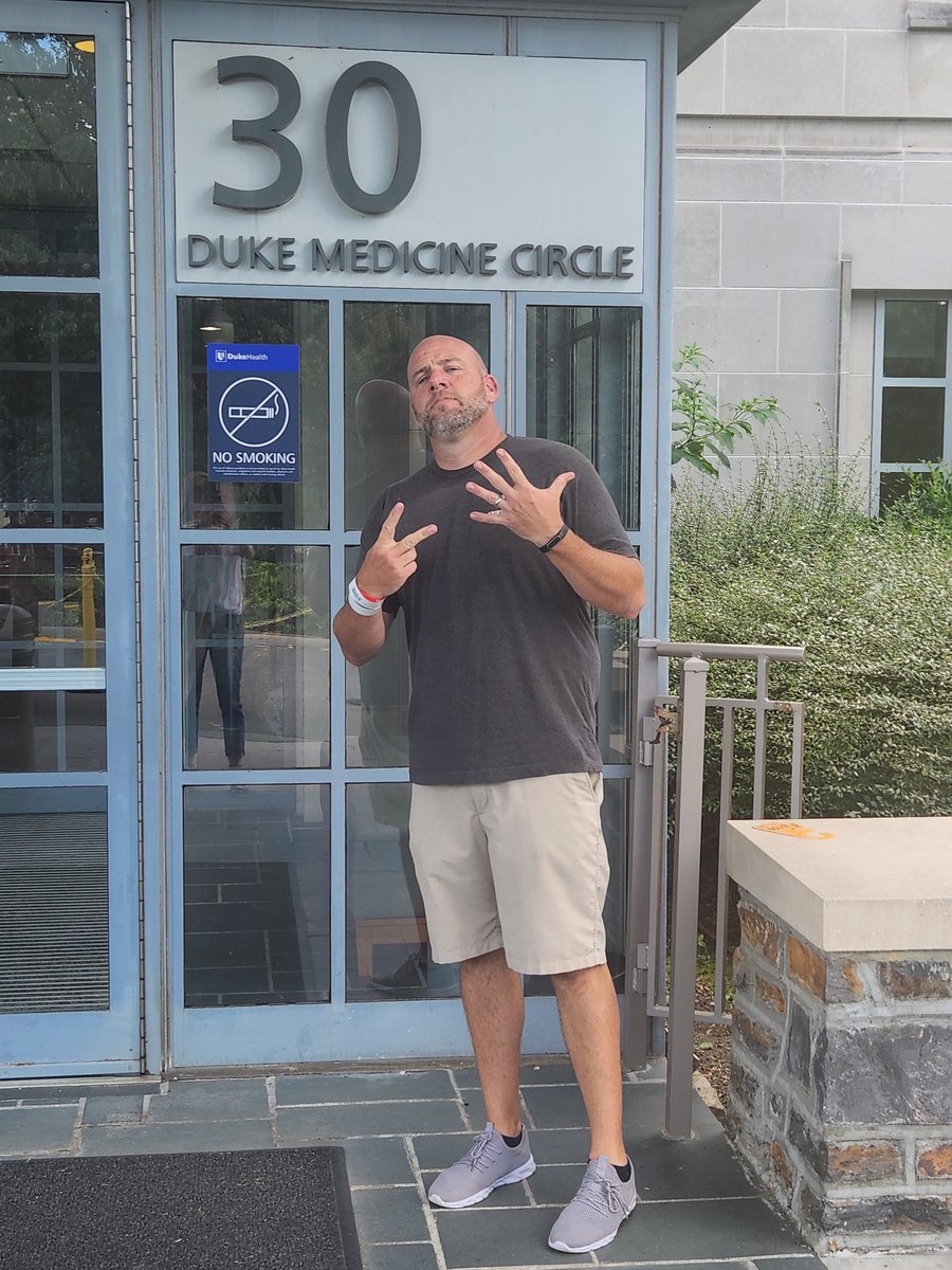 allybama2009's tweet photo. Much love to @KatyPetersMDPhD and her doctors at Preston Robert Tisch Brain Center @Dukeneurosurg for their continued help! 7 years of no new Tumor growth. Great to see Dr.Peters yesterday as she gave me the great news! Best in the business! #Griffstrong #WinTheDay https://t.co/Unwo95MSTf