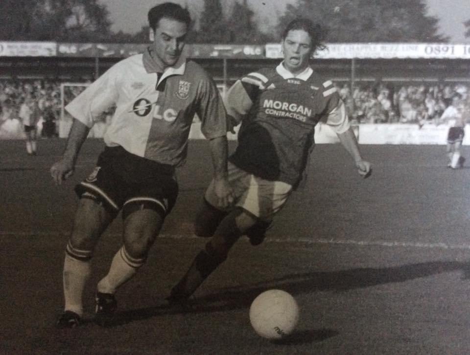 cardinal_tales's tweet photo. Two former Aldershot FC players, Colin Fielder and Kevan Brown playing for the Cardinals against Northwich Victoria at Kingfield in October 1994 🇲🇨 https://t.co/nHAsUJRFOQ