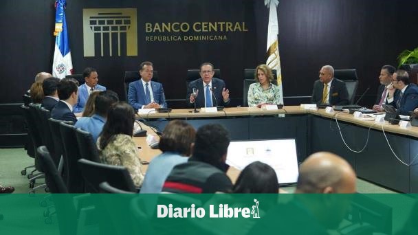 DiarioLibre's tweet photo. 📊 | #NegociosDL | Más del 85 % de las mipymes es informal en la República Dominicana

🔗https://t.co/hRg0q3AbiO

#DiarioLibre #Mipymes #RepúblicaDominicana https://t.co/wSw0PPNOvv
