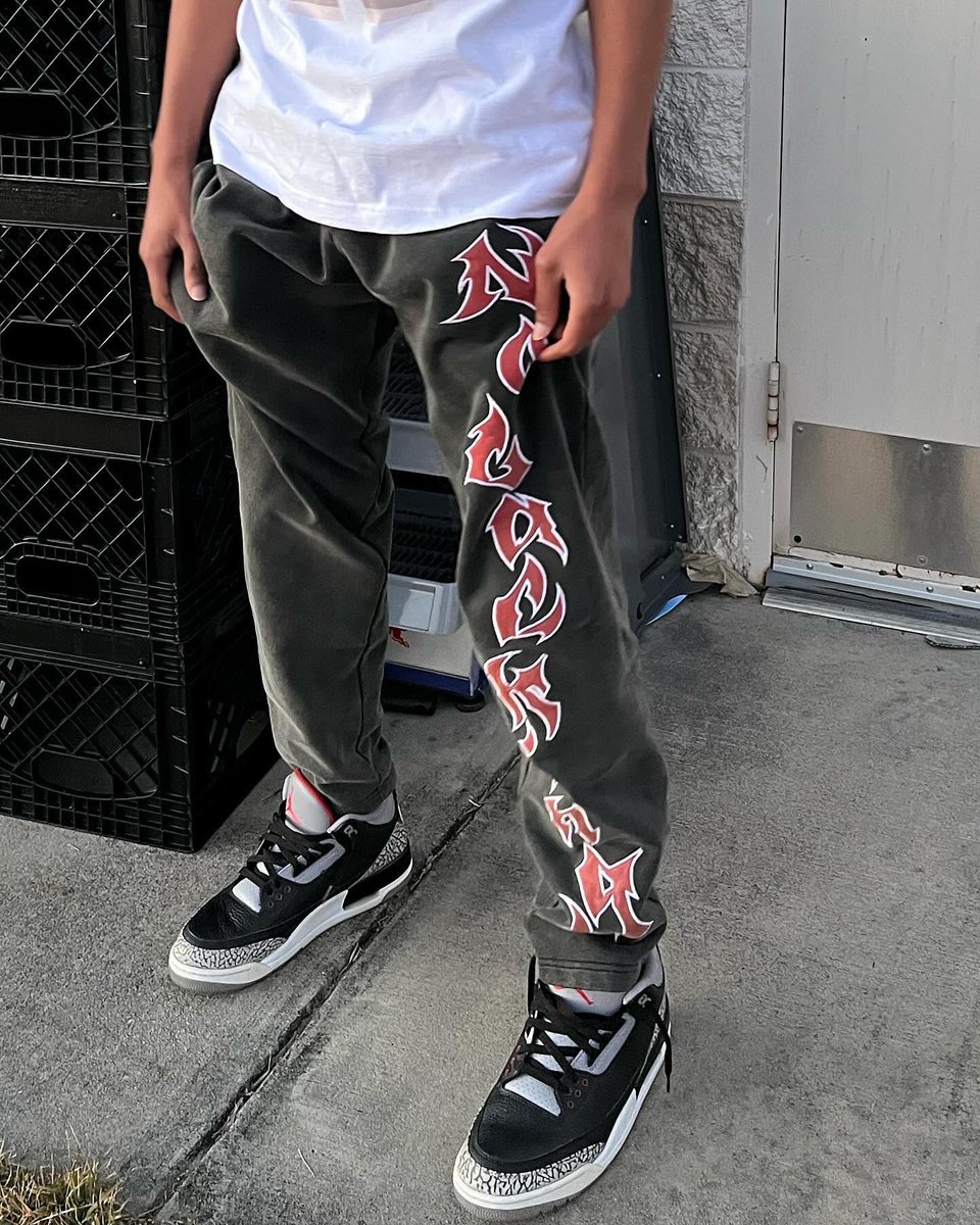 jeffcurryy's tweet photo. Made some clothes https://t.co/w13PYCB1A6