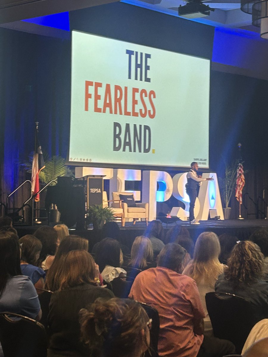 Aly Markowski tweet media