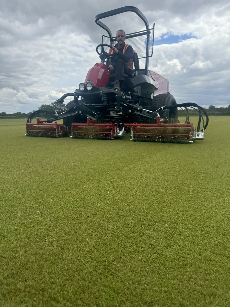Baronessuk tweet media