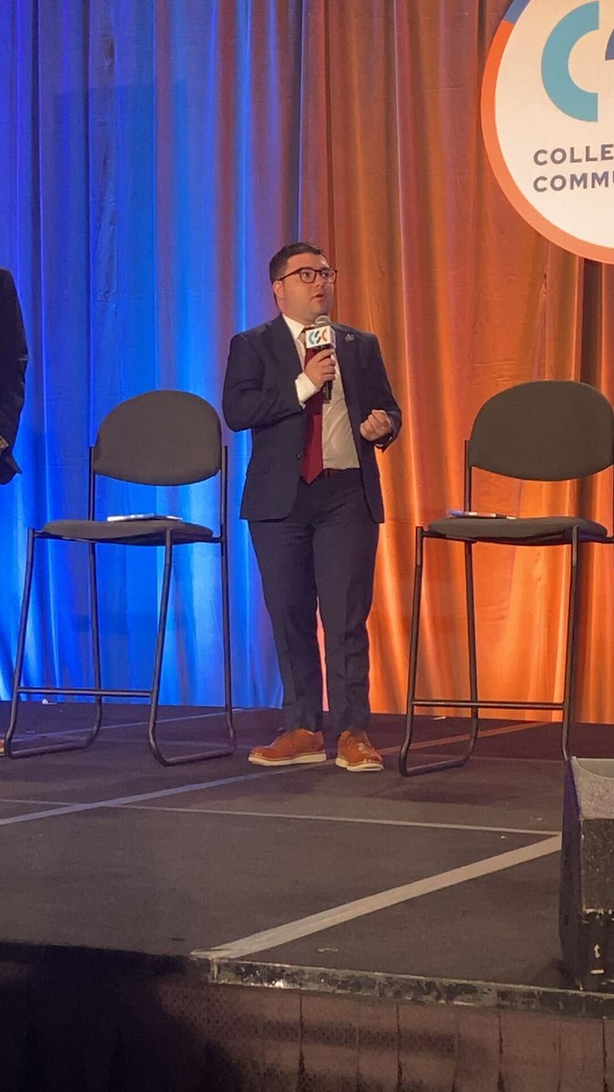 CollSportsComm's tweet image. Congratulations to the Rising Star Award winners:

🔸Emily Dorko - Adelphi University

🔹Katie Gonzales - Illinois Wesleyan University 

🔸Sam Knehans - Sun Belt Conference

🔹Jordan Sarnoff - FDU

#cscunite24