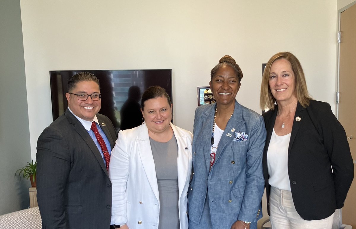 First5LA's tweet photo. We are grateful to senator @ASM_Irwin for meeting with #First5LA, including Commissioner @HollyJMitchell to discuss important policies and investments that ensure equitable resources and opportunities for working families and young children in California. https://t.co/8YxoX4j3w0