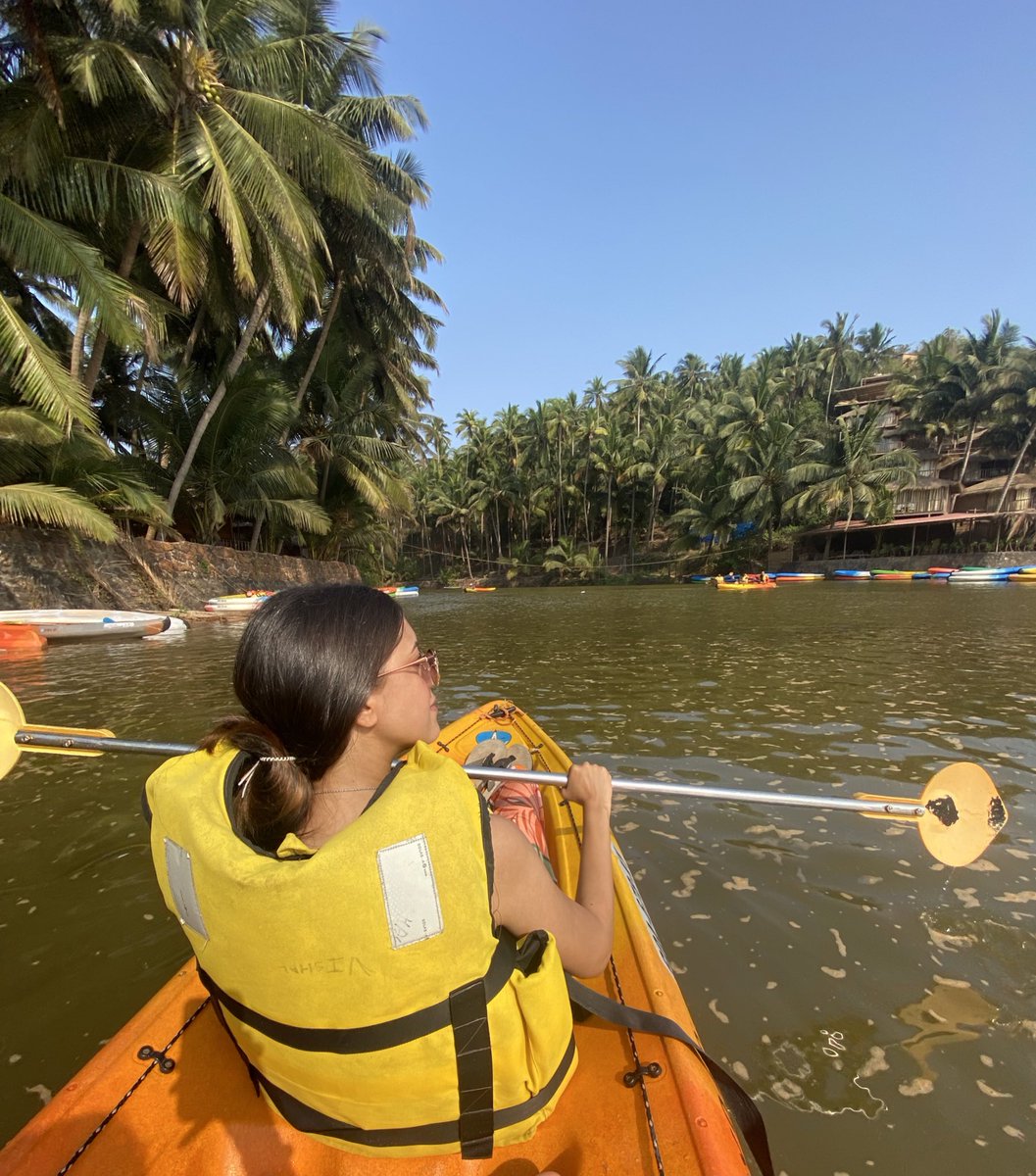 PagnisJuie's tweet image. Sandy beaches and sunny weather 🏖️🍲 🛶 🌅 🌴
#weekendphotodump 
.
.
.
.
.
.
#goa#travel#goabeach#goadiaries#beach#sand#foodporn#kayaking#southgoa#northgoa#goatourism#instadaily#instalike#instapic